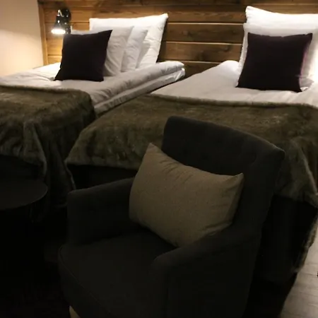 Beana Laponia - Wilderness Boutique With Safaris